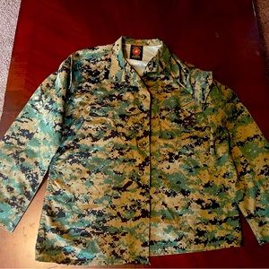 Camouflage Marines BDU/shirt/jacket . Flawless , excellent condition.